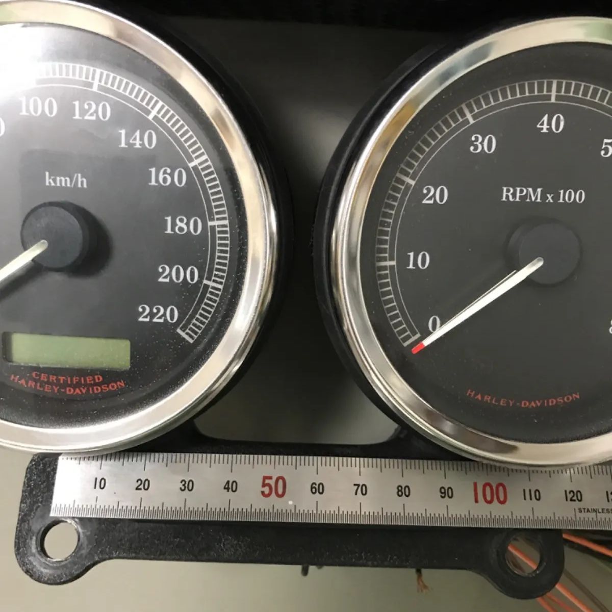NO.88 ハーレー 純正 スピードメーター＆タコメーター - メルカリ