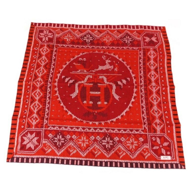 エルメス HERMES スカーフ カレ90 暖炉のそばで 赤 - メルカリ