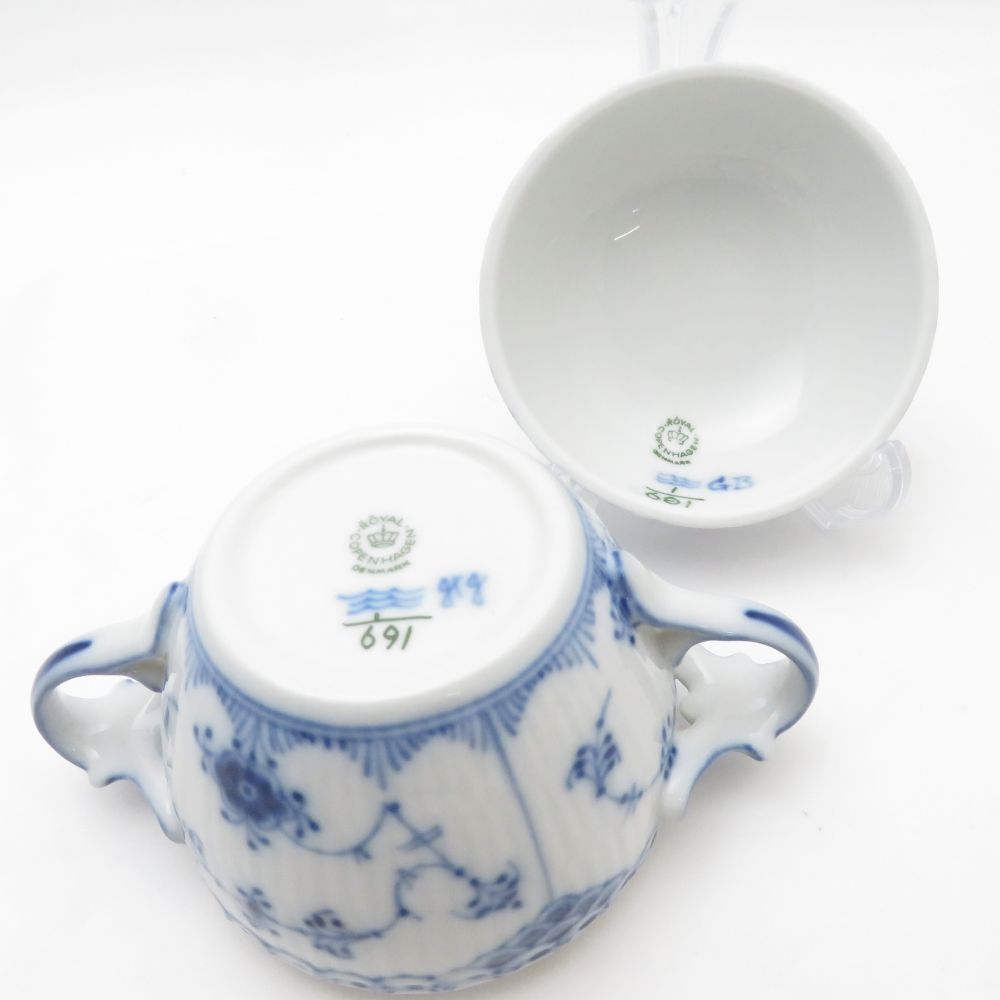 美品 ROYAL COPENHAGEN ロイヤルコペンハーゲン ブルーフルーテッド