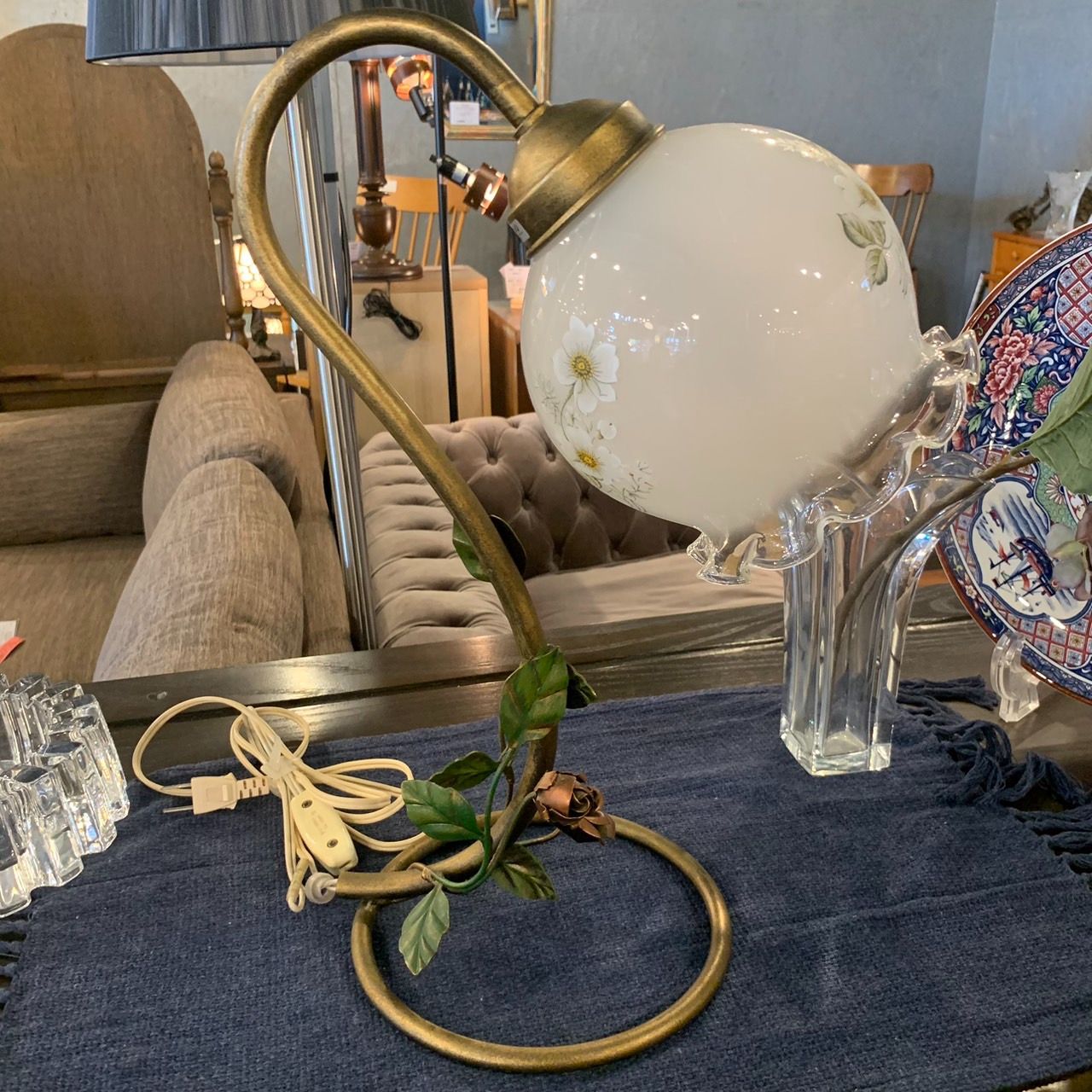 ROSY 鍛冶屋の店VAN フロアスタンド 2灯 ガラスシェード ROSY 鍛冶屋の