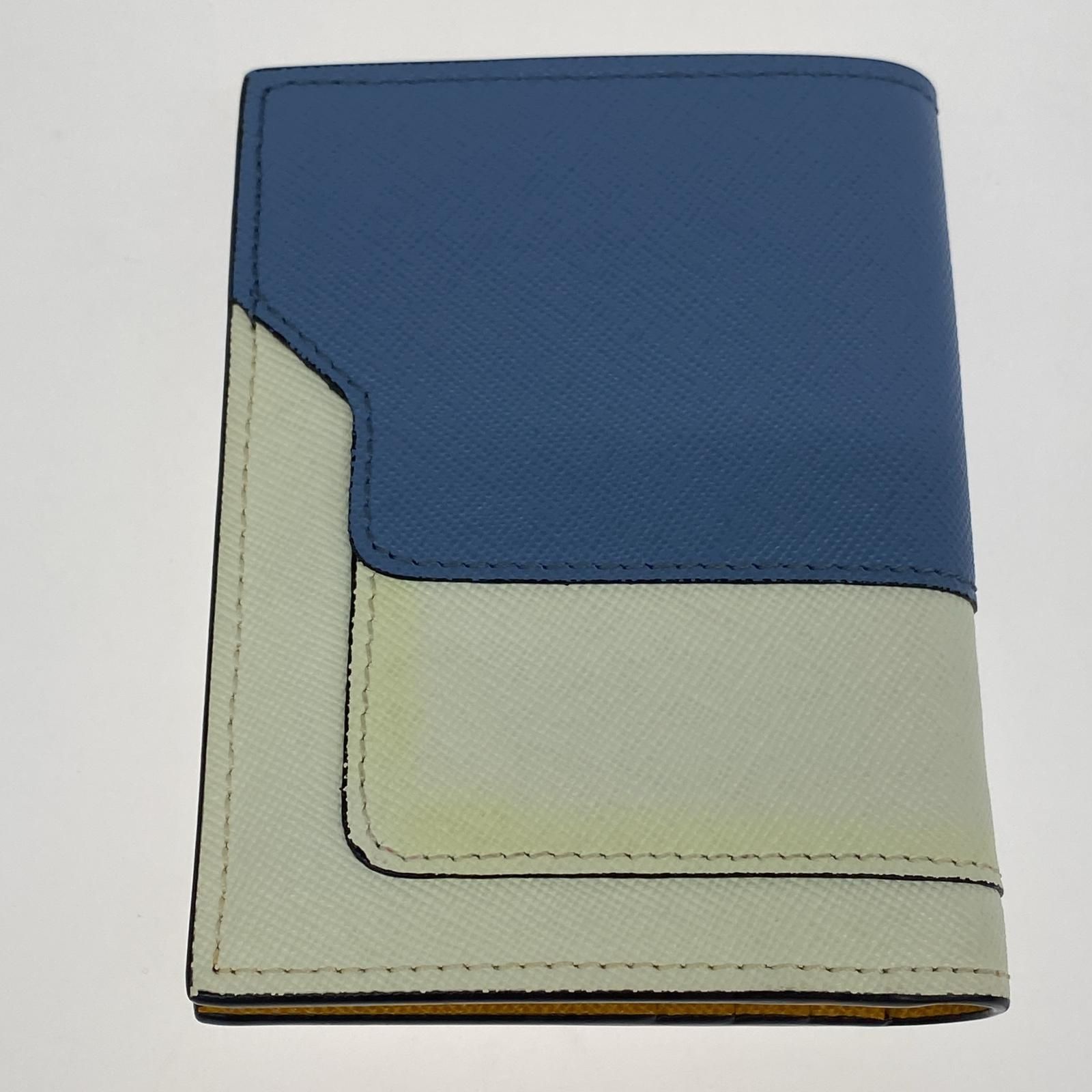 MARNI マルニ二つ折り財布/ホワイト×ライトブルー - メルカリ