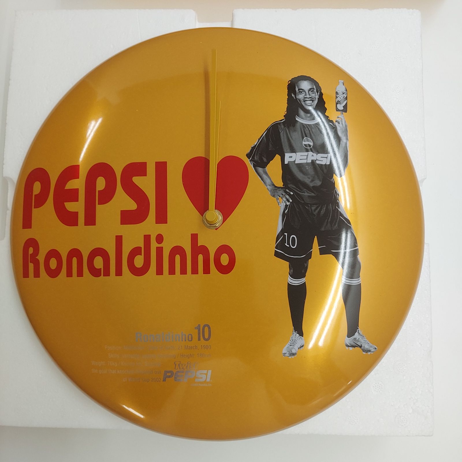 希少】非売品 ペプシ ビッグバッジクロック ロナウジーニョ 缶バッチ型