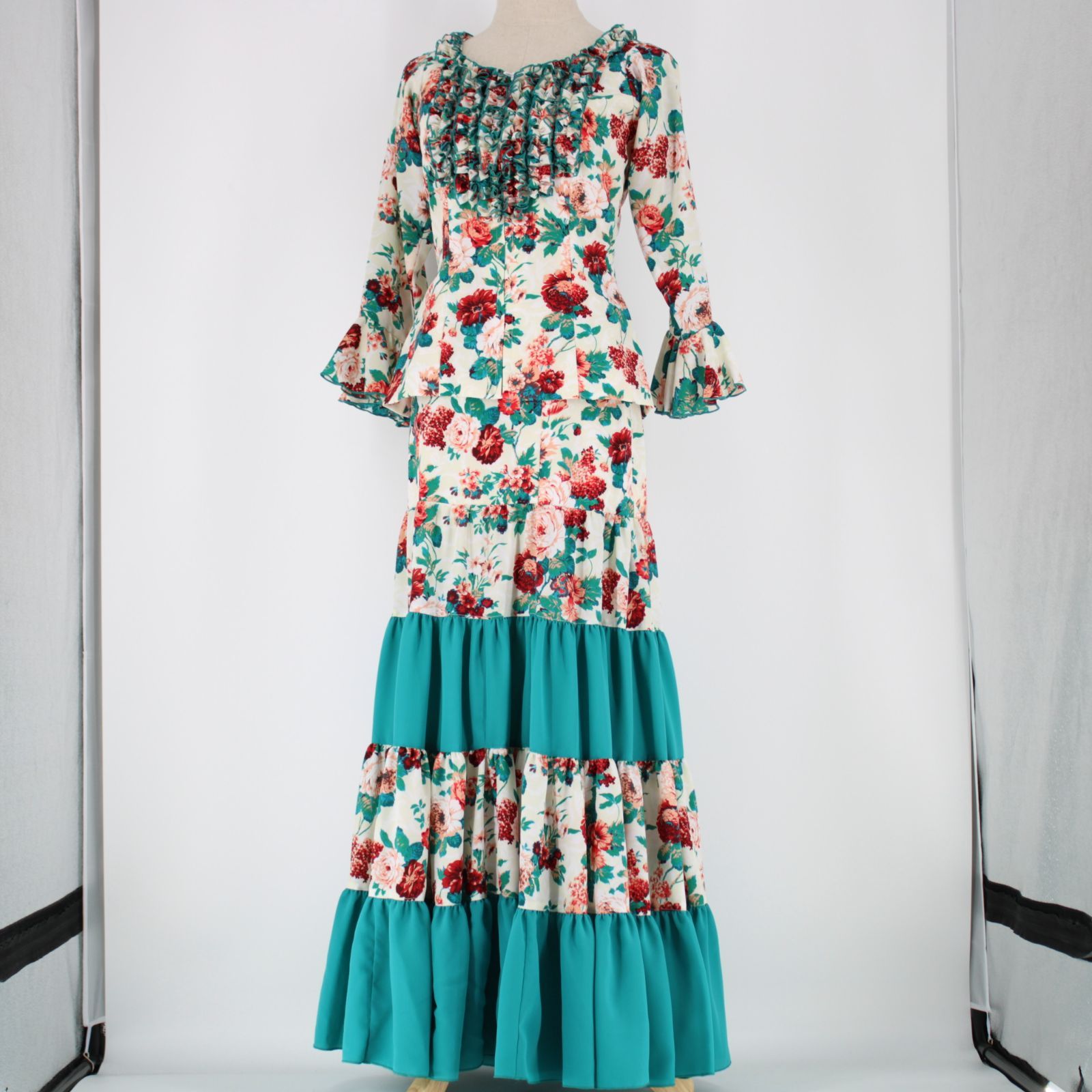 美品 フラメンコ衣装】グリーン×花柄 LOPEZ DE SANTOS ロペスデサント