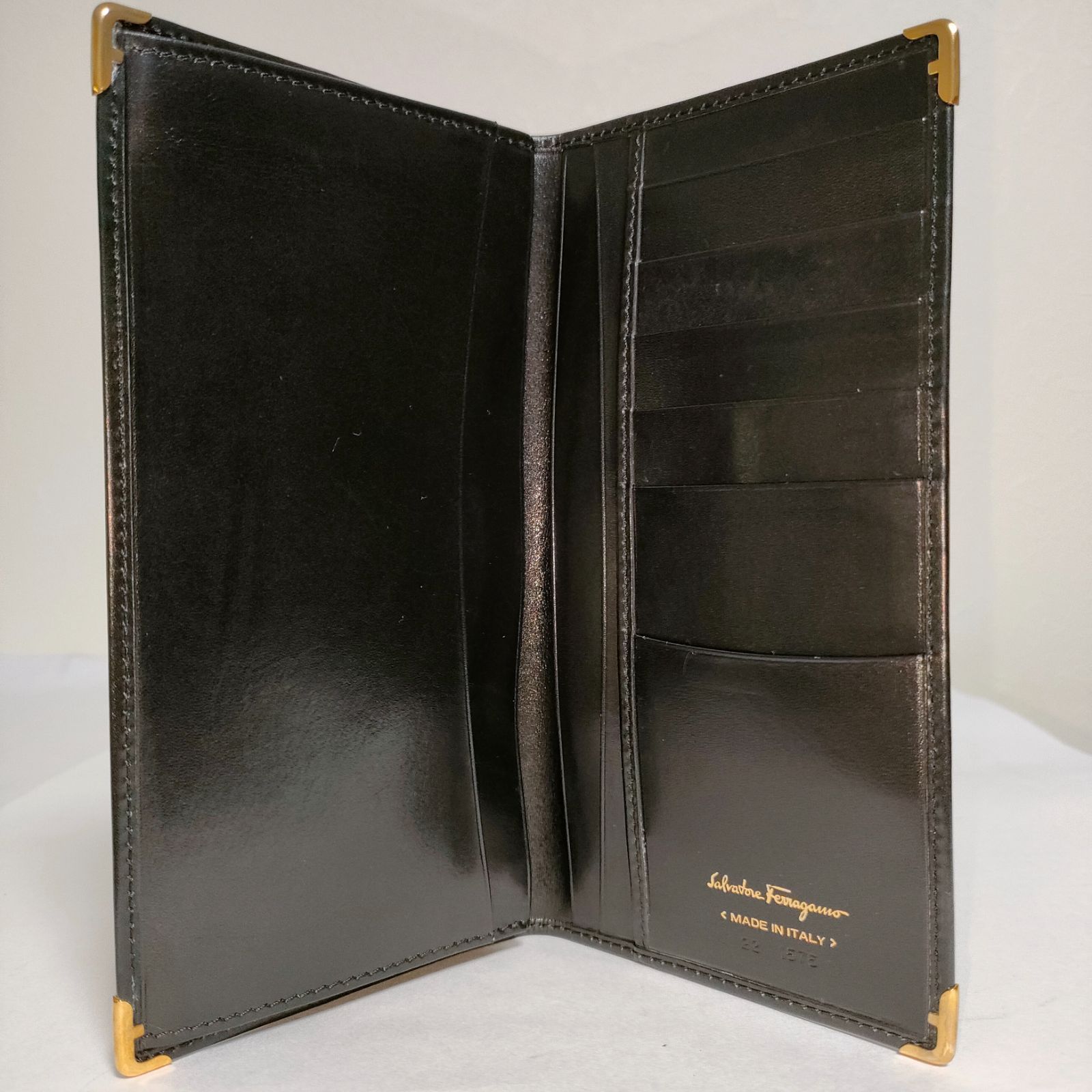 極美品 Salvatore Ferragamo 長財布 ブラック 425 極美品】Ferragamo