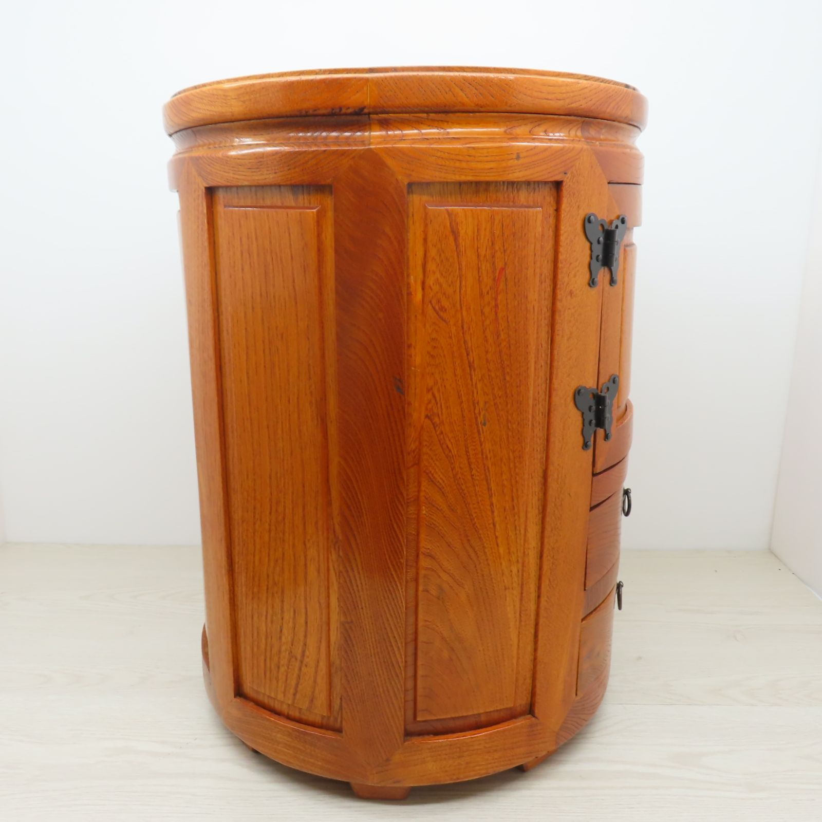 李朝家具 韓国伝統家具 収納付き丸型スツール 欅 モリジャン (B8-25) T