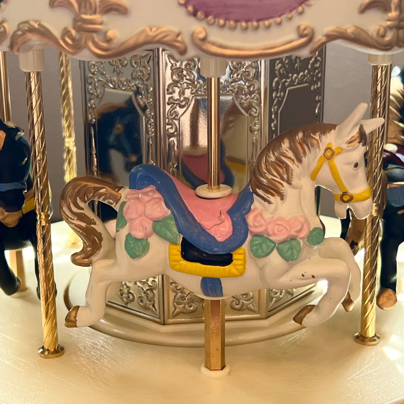 即納】 オルゴール メリーゴーランド 陶器製 デラックス