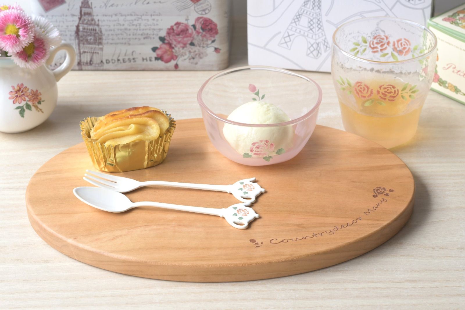 マニーローズ ウッド カッティングボード まな板 山桜の木 新品 新作