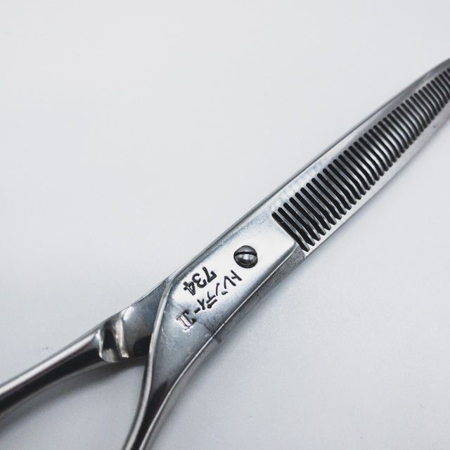光 HIKARI セニングシザー トレンディIV 744すきバサミ 美容師 研ぎ