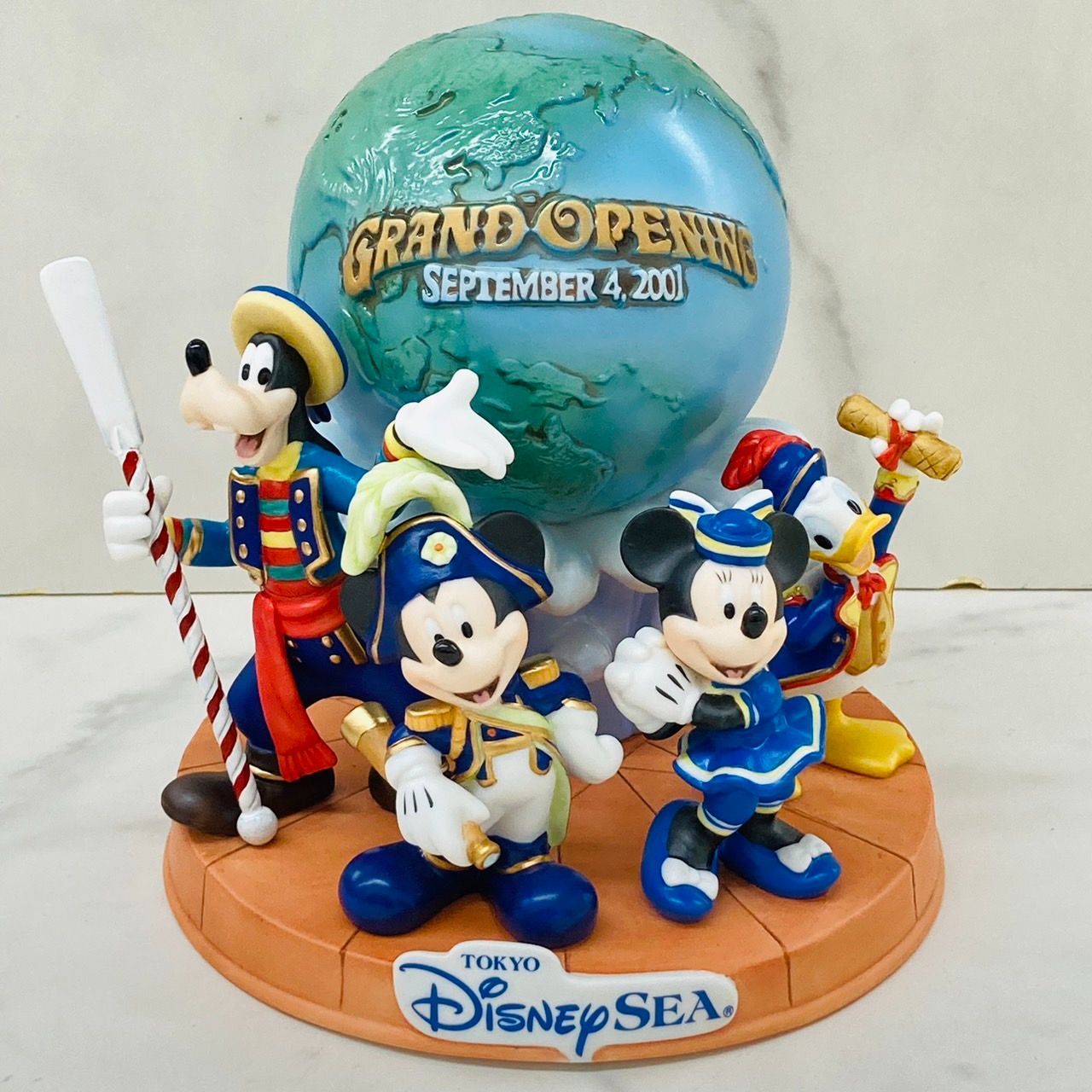 希少品】東京ディズニーシー 2001年 グランドオープン フィギュア