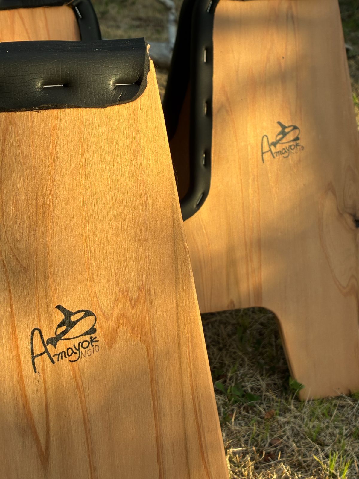 サーフボードスタンド 木製 Amayok - メルカリ