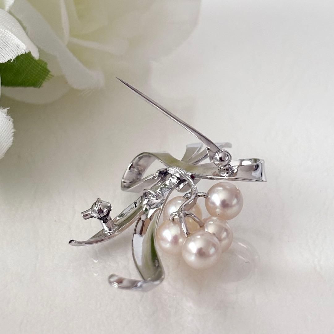 057【ミキモト】シルバー パール リボン ブローチ - メルカリ