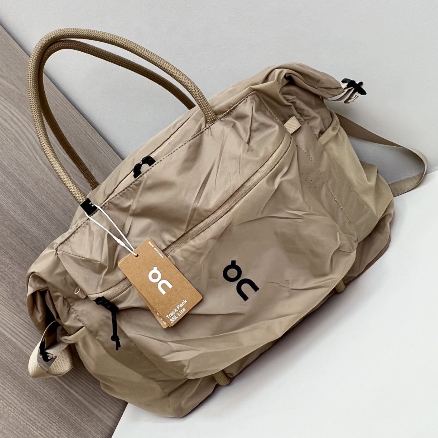 On Track Pack 35L Lite オン トラックパック ショルダーバッグ 35L