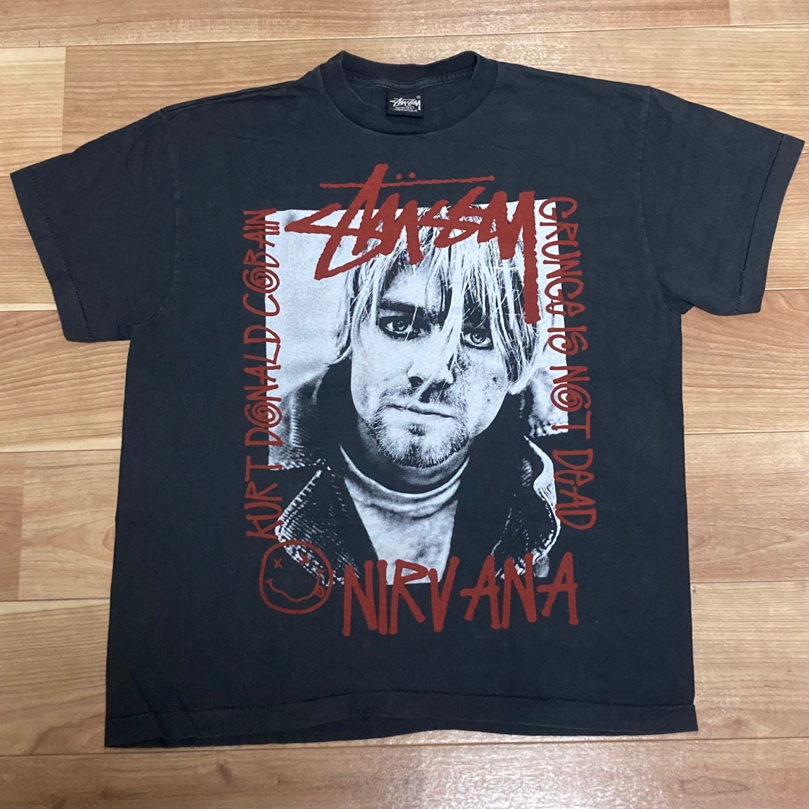 未着用美品 STUSSY Tシャツ Nirvana ニルヴァーナ Kirt Cobain カート