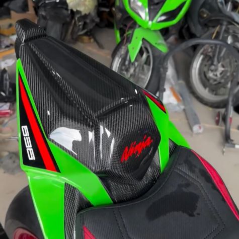 MDX ZX-6R 24-25 シングルシートカバー EVO