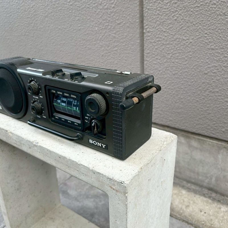 ジャンク】SONY 4バンドBCLラジオ スカイセンサー ストア ICF-6000