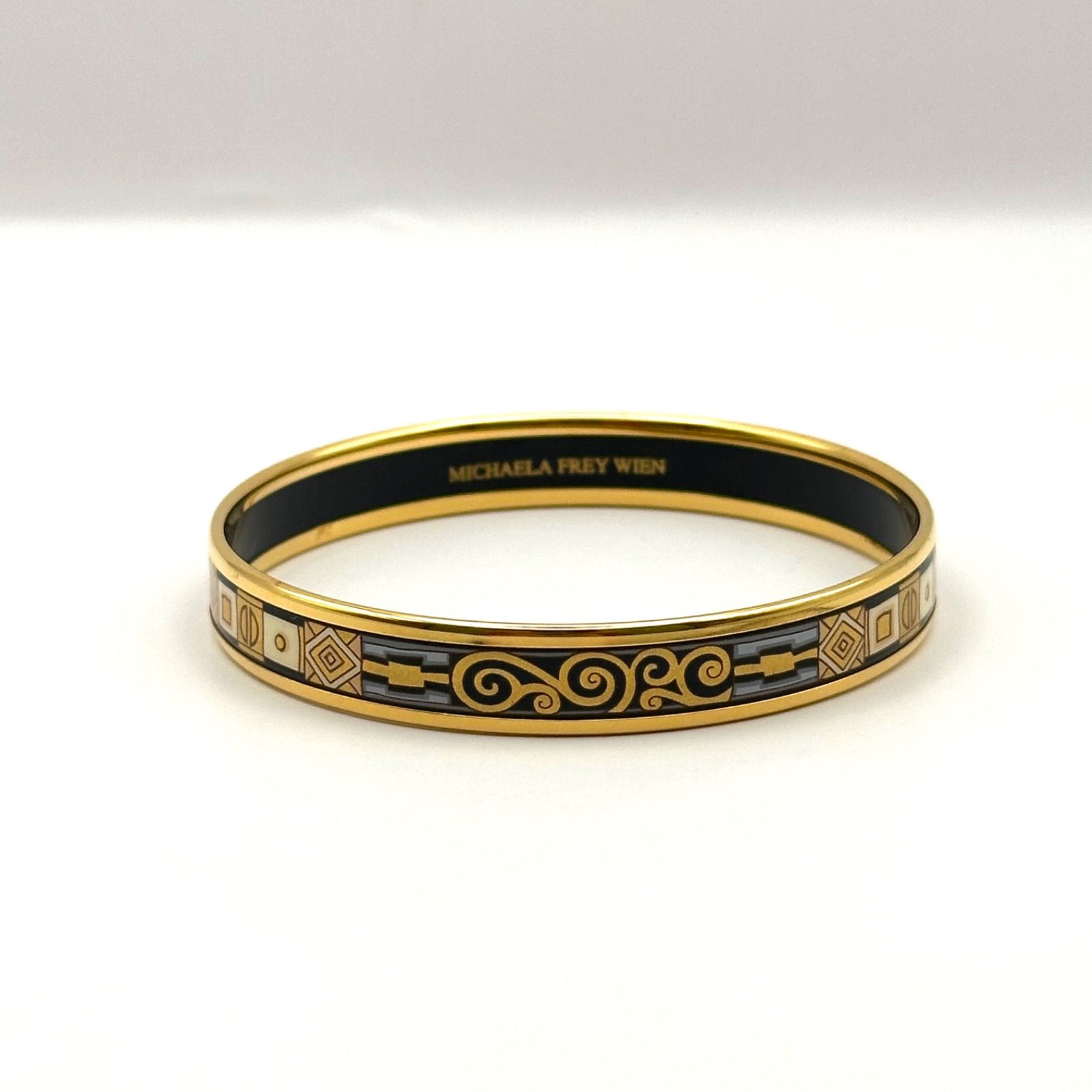 美品】MICHAELA FREY WIEN ミカエラフレイ バングル ゴールドカラー