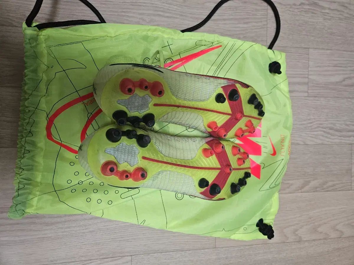 NIKE マーキュリアル ヴェイパー 14/スーパーフライ 8 エリート AG 245