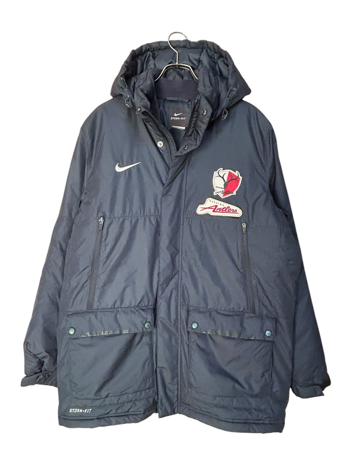 ナイキエアマックス×鹿島アントラーズ】中綿ベンチコート ブラック