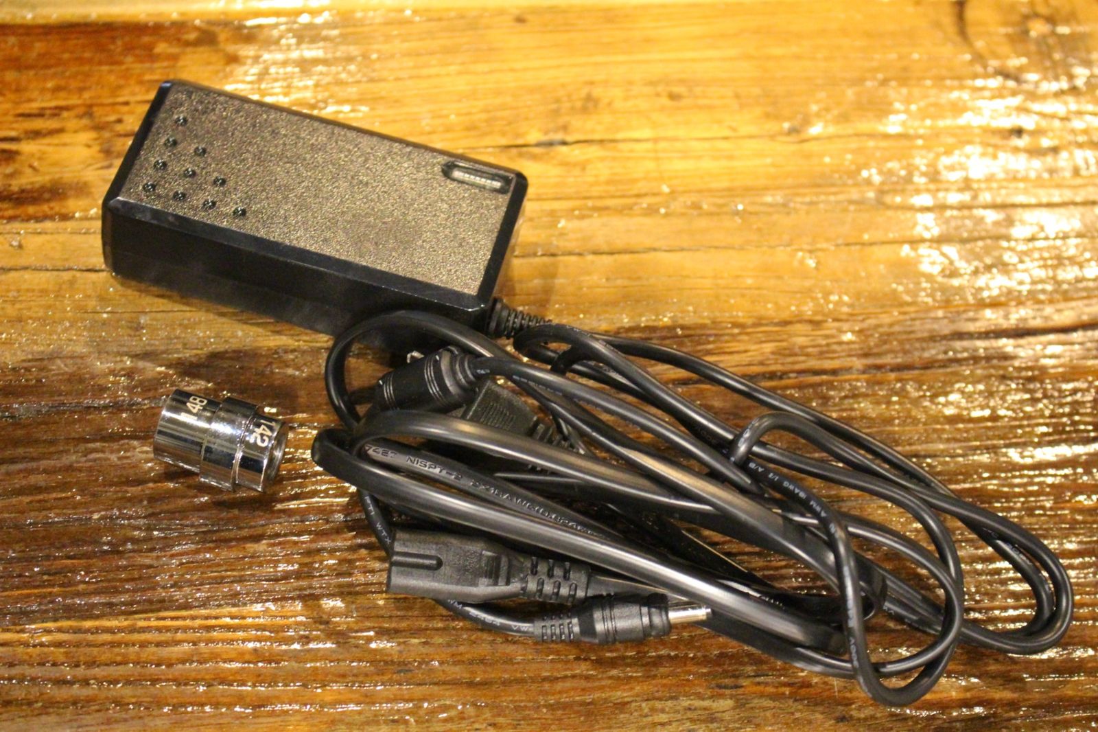 サイクプラス CYCPLUS T2H スマートトレーナー ローラー台 【福岡店