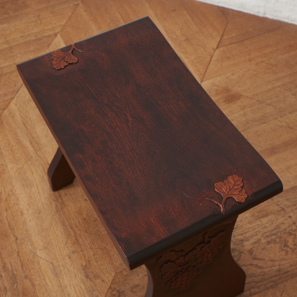 EHK15 伝統工芸 軽井沢彫り スツール 桜彫刻 細密彫刻 丸椅子 飾り台