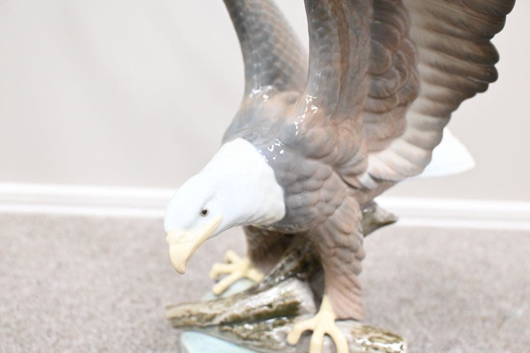 希少】 リヤドロ LLADRO 「自由の鷲」 Justice Eagle￼ - メルカリ