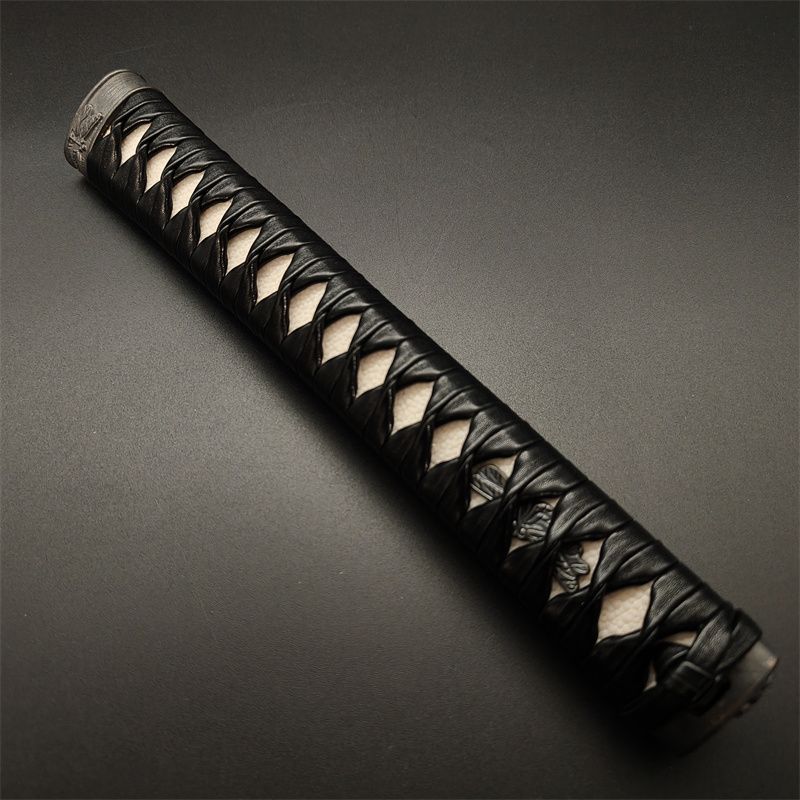 日本刀柄 勝虫縁頭 勝虫目貫 pbz26 日本刀装具 新品 全長約26CM 本鮫皮