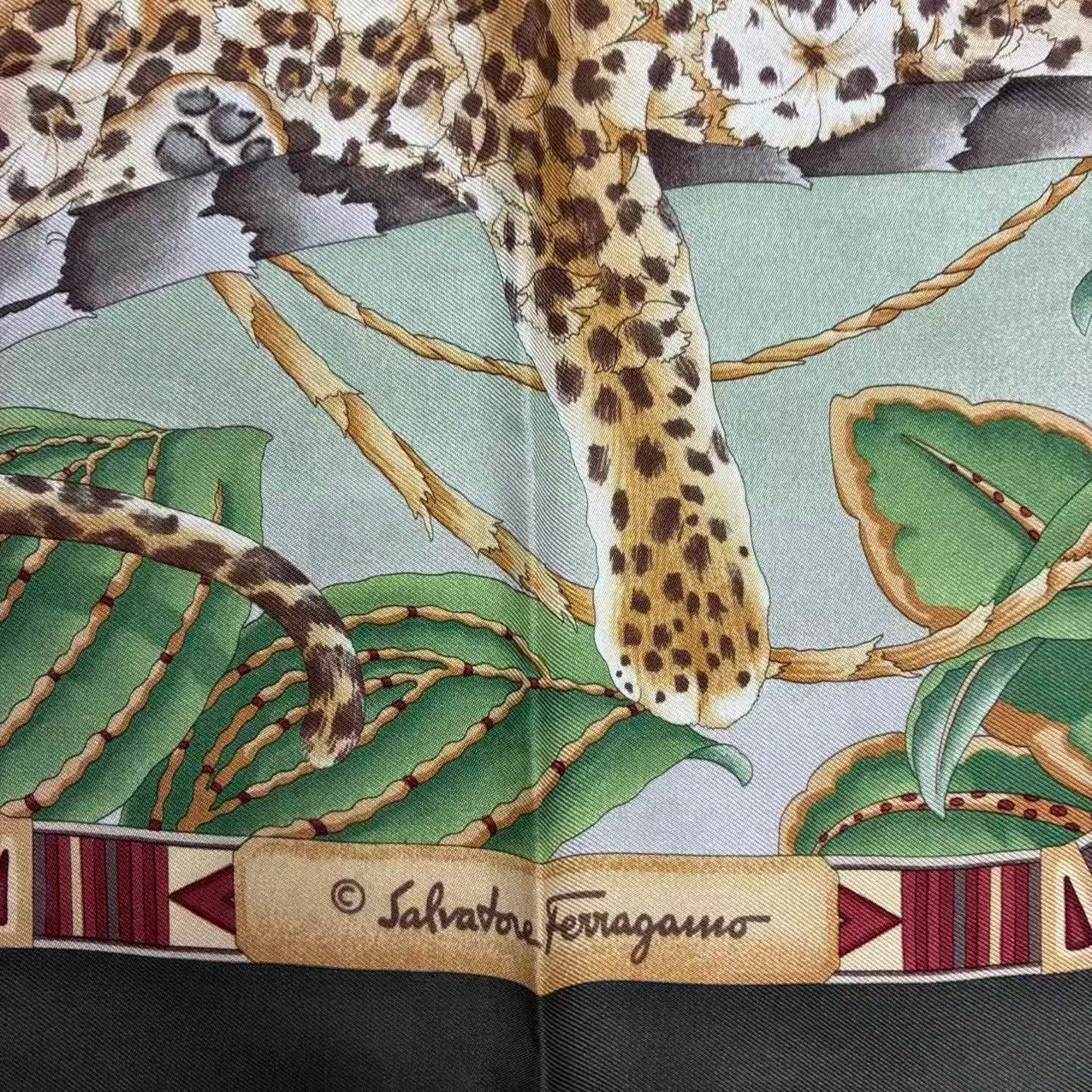 極美品 Salvatore Ferragamo サルヴァトーレ フェラガモ スカーフ 動物