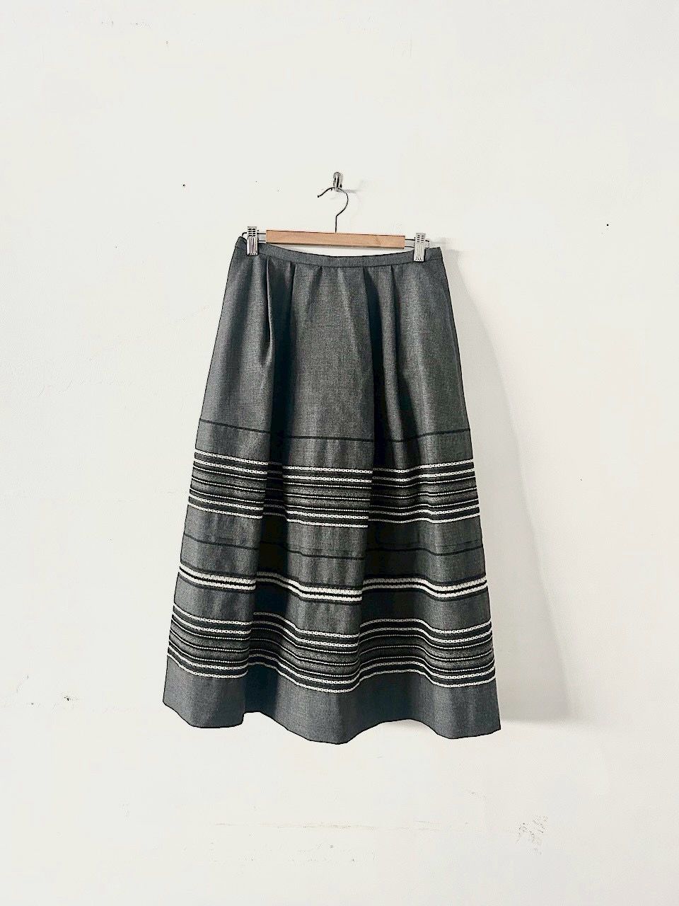 美品】Lisette ウール スカート ジョアンヌ ドビー ペイザンヌ - メルカリ