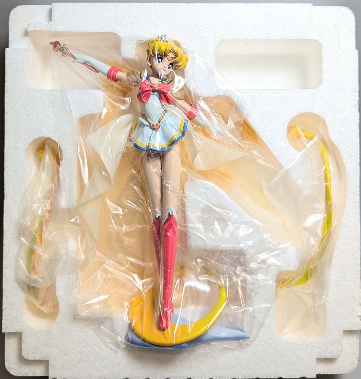 BOME スーパーセーラームーン BOME スーパーセーラームーン