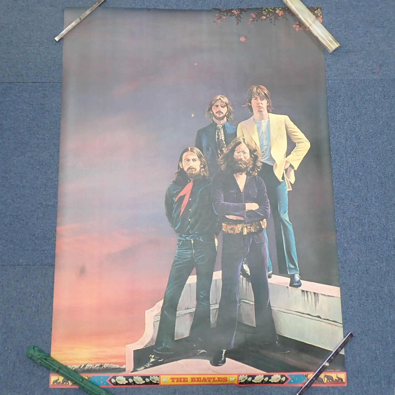 The Beatles ビートルズ 横尾忠則 B1サイズ ポスター 裏面ヤケあり