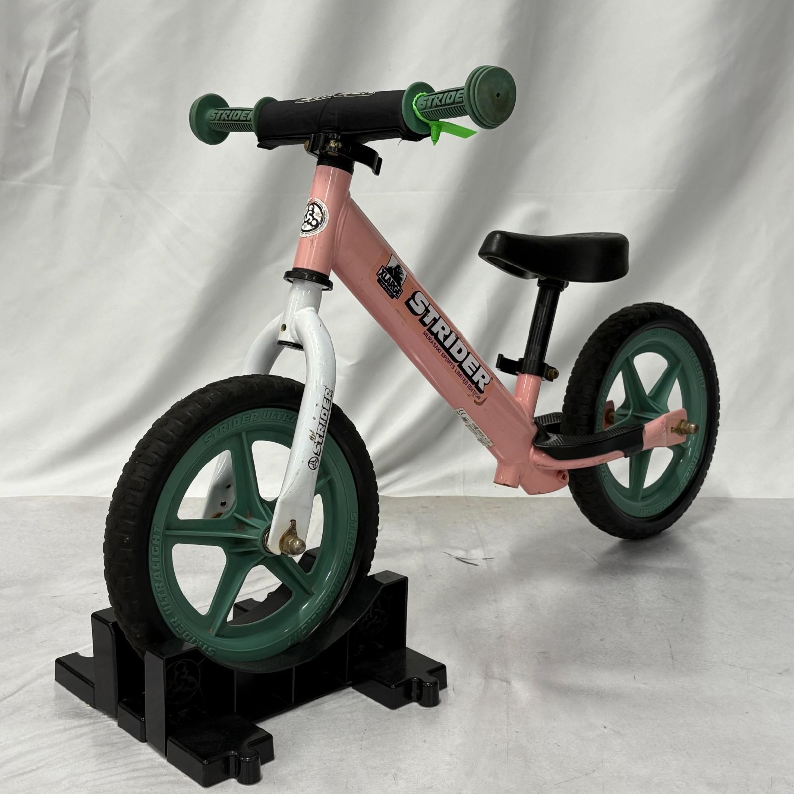 yucky0531】ムラスポ限定「XLARGE×STRIDER」コラボ ストライダー