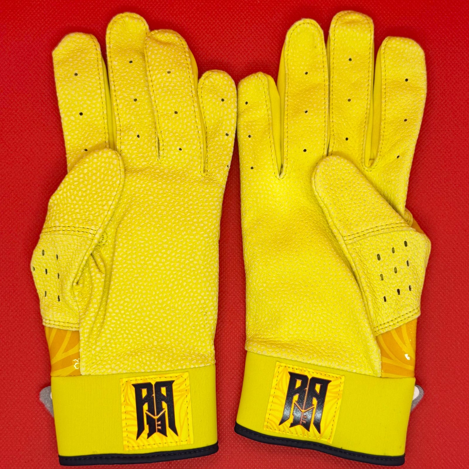 ナイキ バッティンググローブ アクーニャJRモデル イエロー 天然皮革
