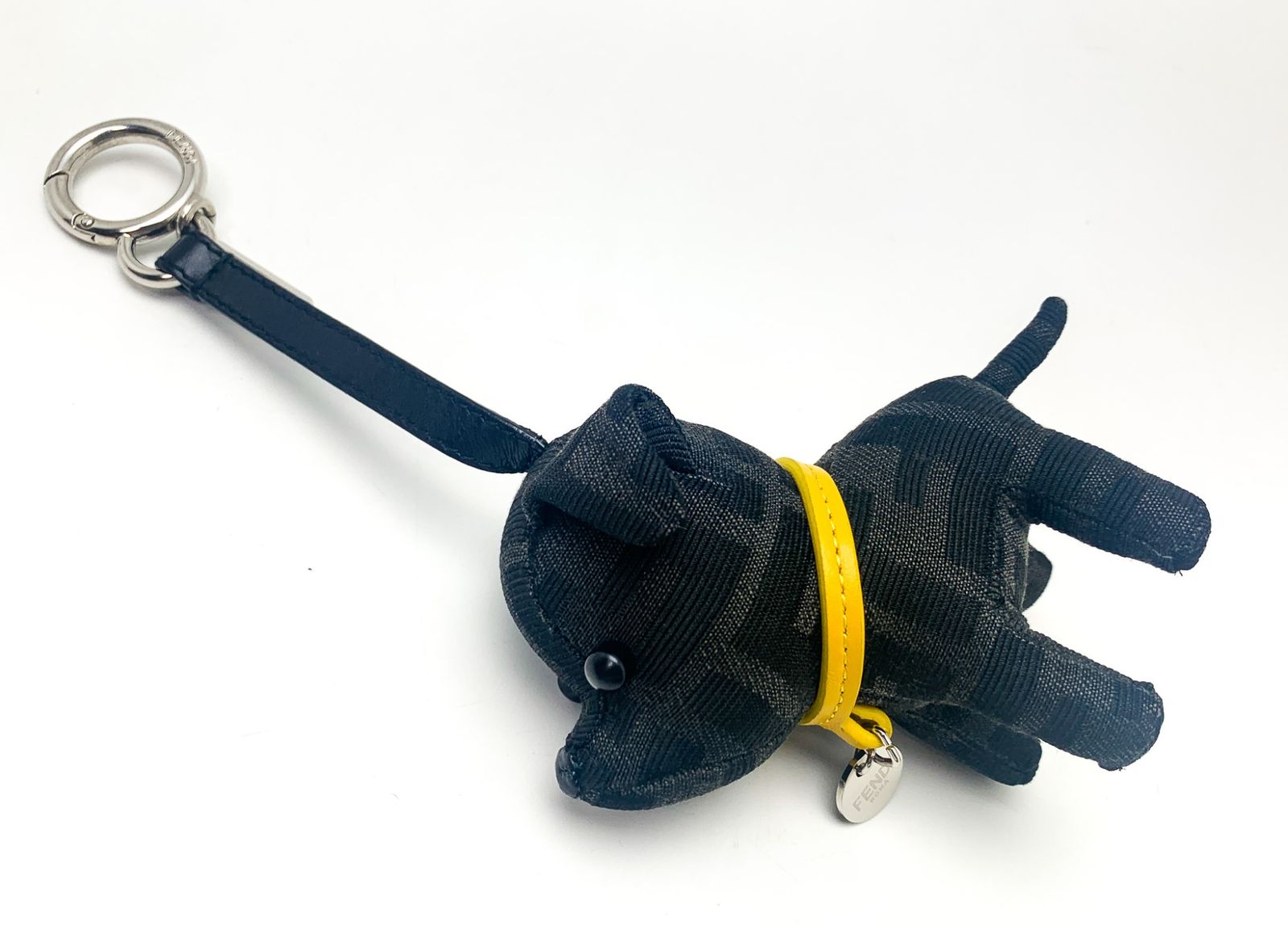 FENDI フェンディ イヌ ドッグ 犬モチーフ FFジャガード ITO チャーム