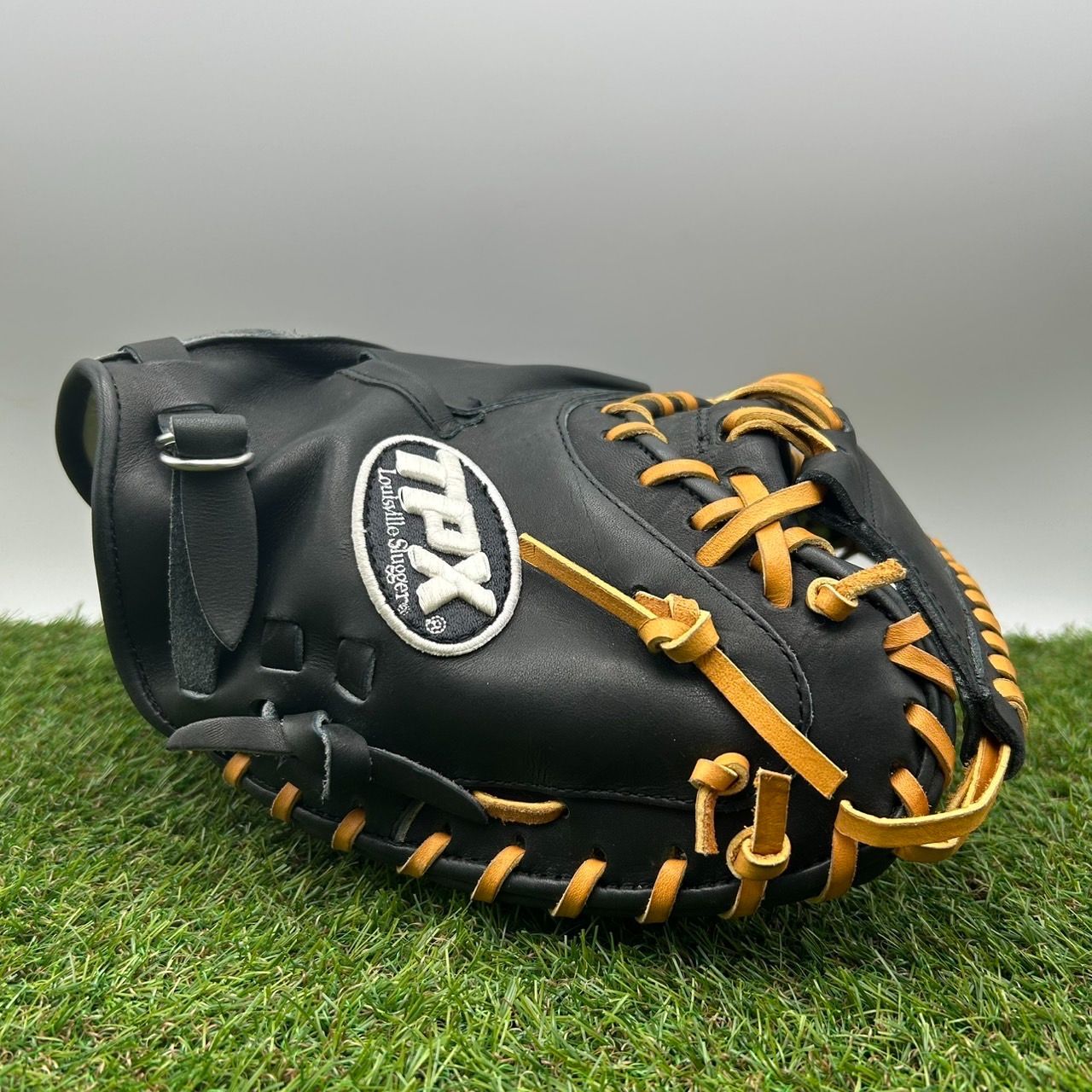 Louisville Slugger TPX 内野手用 硬式 グローブ 右投げ