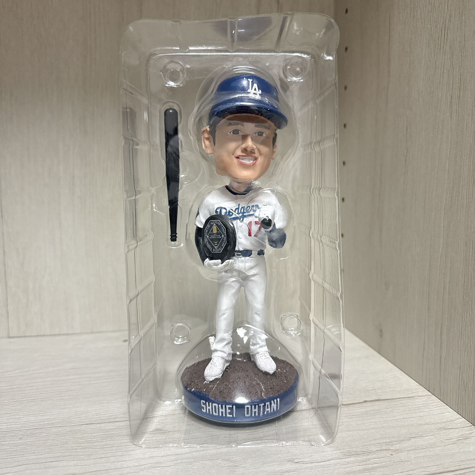 4月2日 4/2来場者限定 大谷翔平 2024 MVP ボブルヘッド - メルカリ