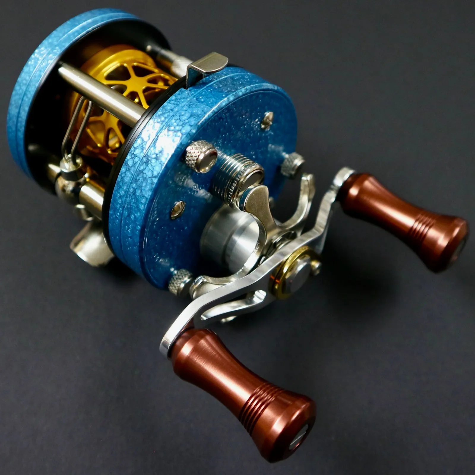 五十鈴 BC521X-TF フィッシュマン 限定カラー BC421 渓流 五十鈴