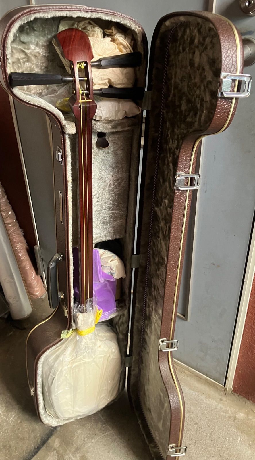 紅木津軽三味線本体 破れ有り 紅木津軽三味線本体 破れ有り 紅木津軽