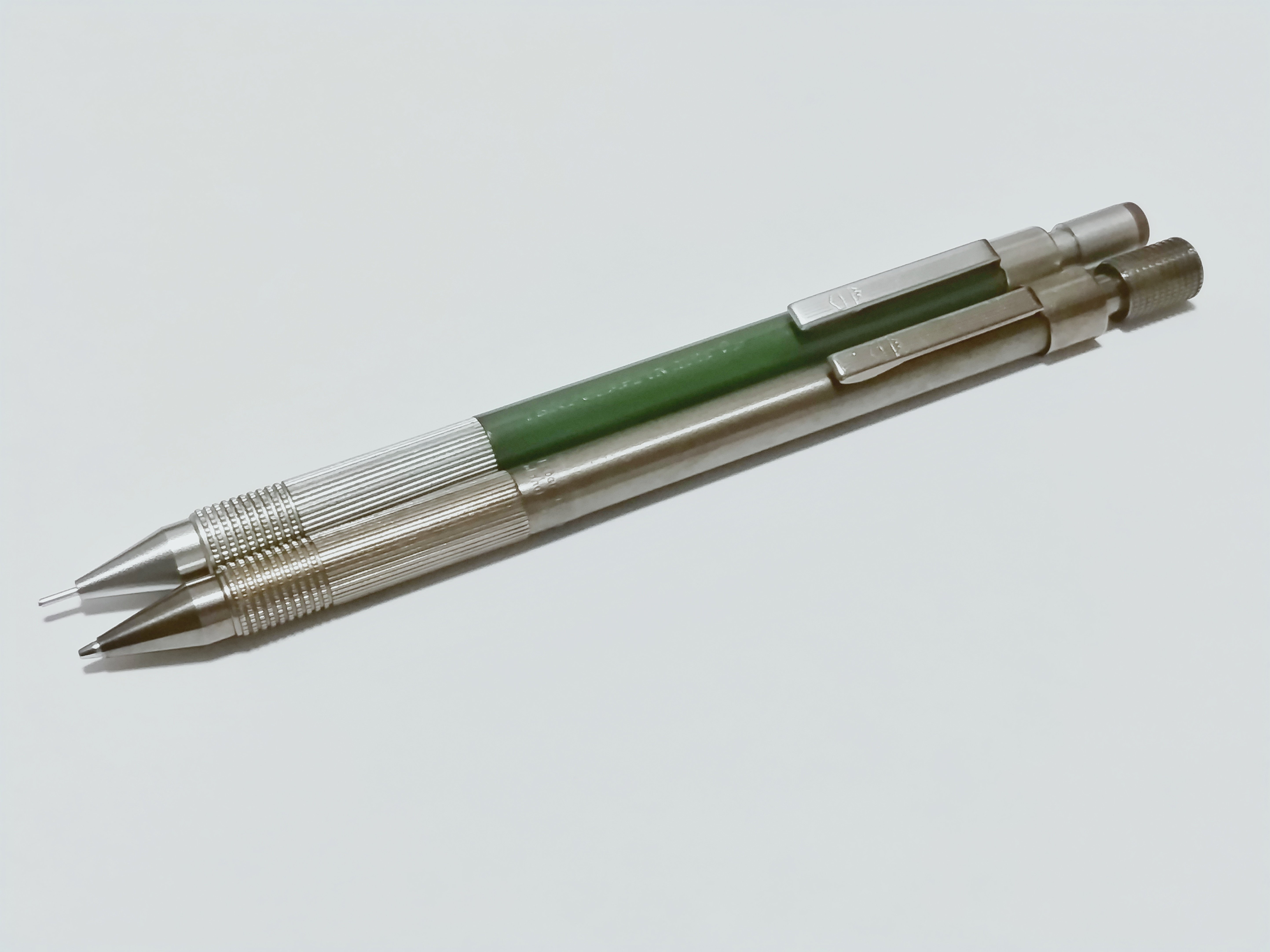 Faber-Castell alpha-matic レビュー｜おしっこの匂い大好きマン