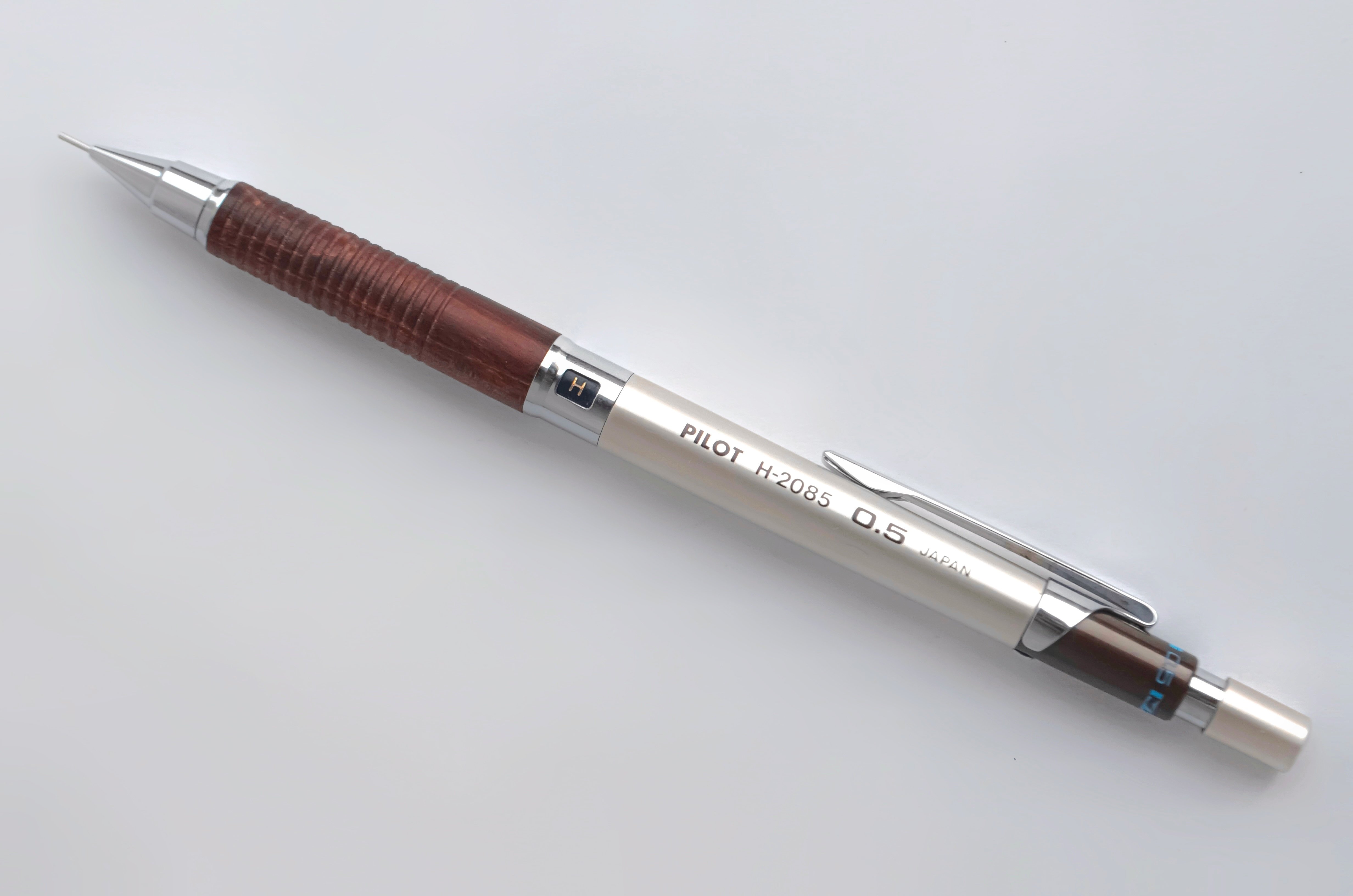 H-2085/PILOTについて｜虫好き