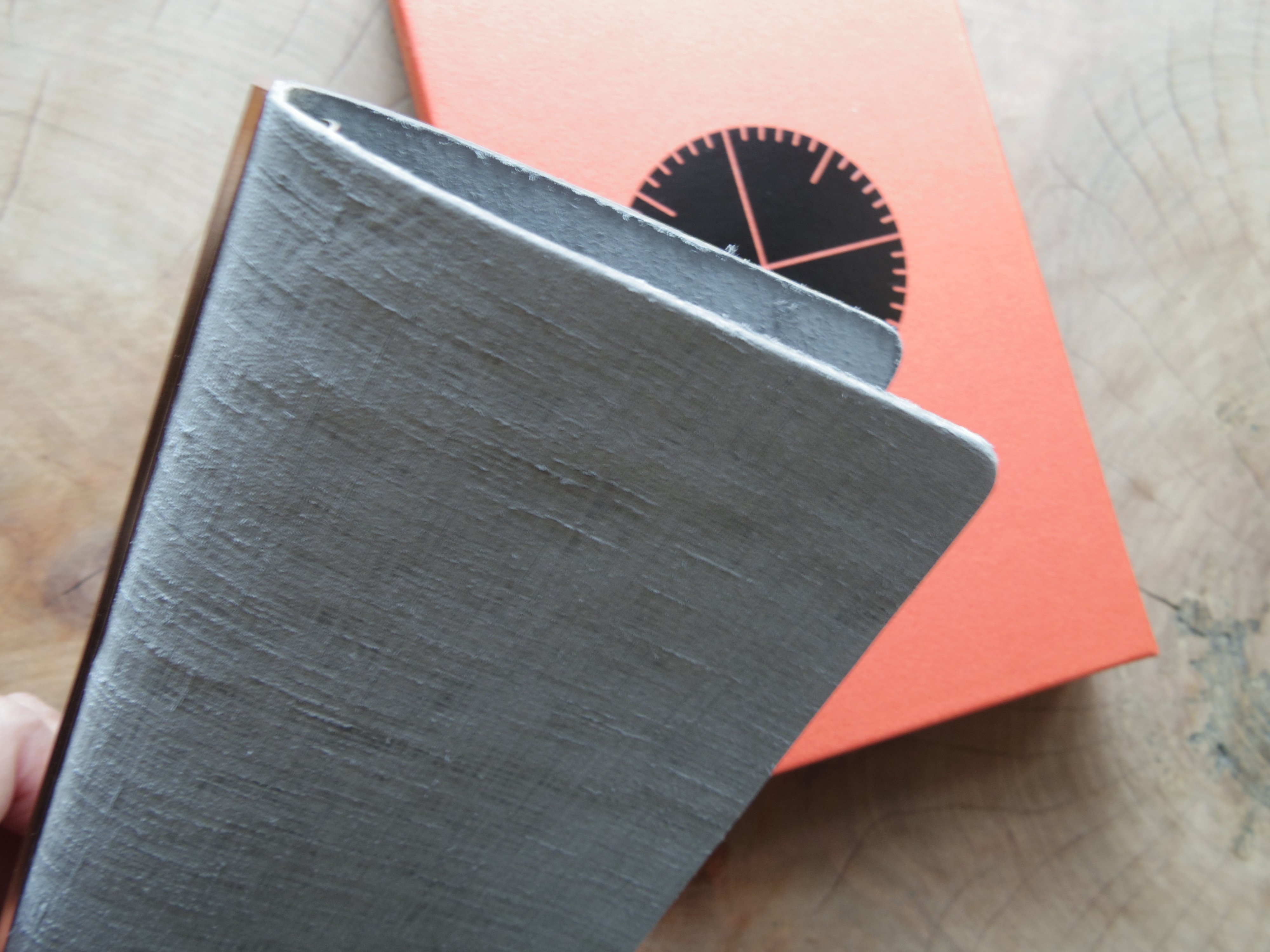 システム手帳サロン2025へ、PLOTTERテンペスティ｜手帳Q子