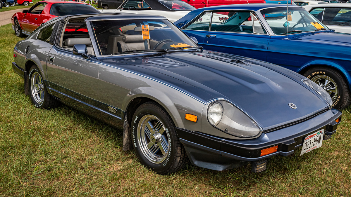 パーツ博物館」1972年 日産 ニッサン フェアレディ Z S30 純正 ウッド