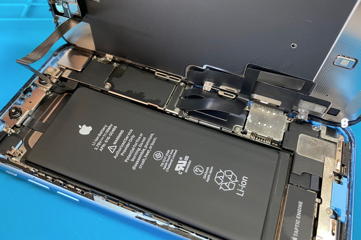 iPhone XR 水没修理 リンゴループ 買取 お店 | APPLEMAC三宮元町駅前店