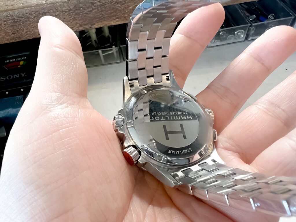 HAMILTON KHAKI E.T.O.電池交換。ゴツカッコイイハミルトンの電池交換