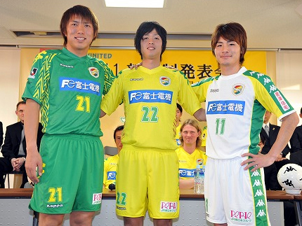 2011モデル レプリカゲームシャツ、オーセンティックゲームシャツ