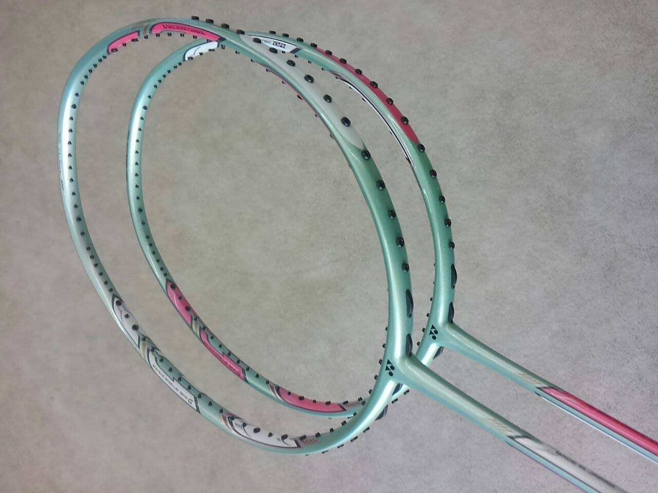 デュオラ77LCWモデル バドミントンラケット 日本未発売モデル YONEX