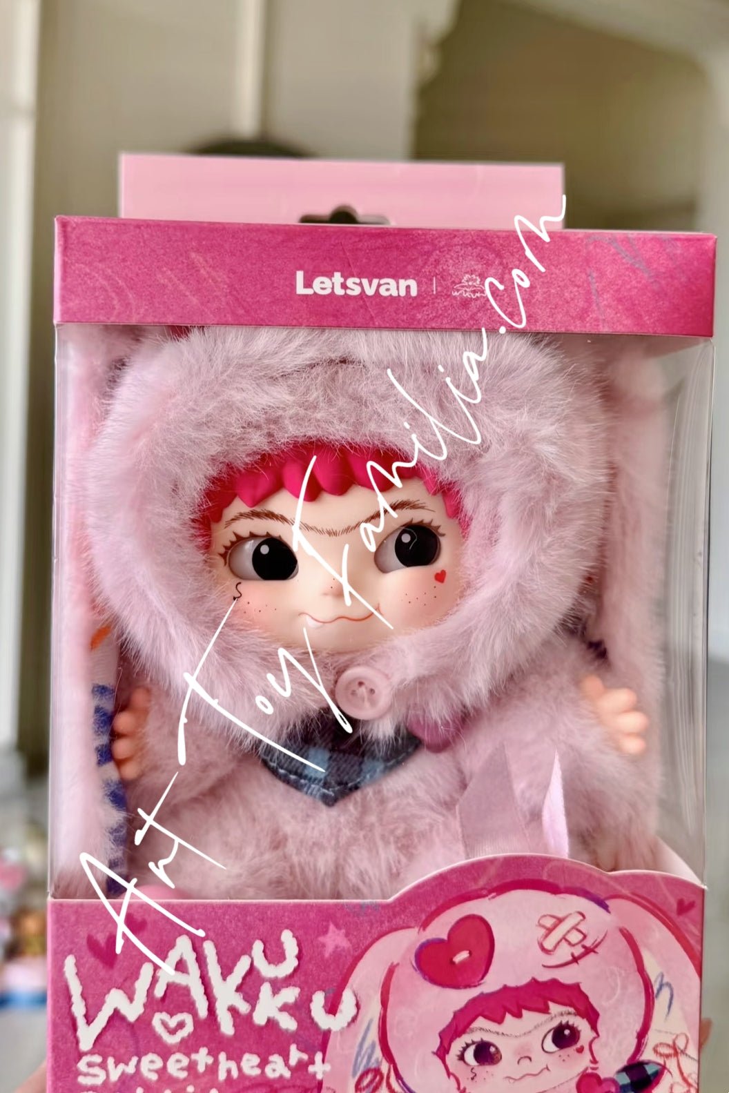 Wakuku Sweet Heart Rabbit Plush | LETSVAN – Art Toy Familia