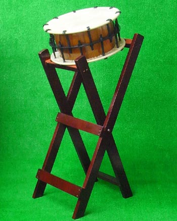 和太鼓 ＞ 締太鼓 ＞ 締め太鼓35cm(ボルト締め)立ち台セット