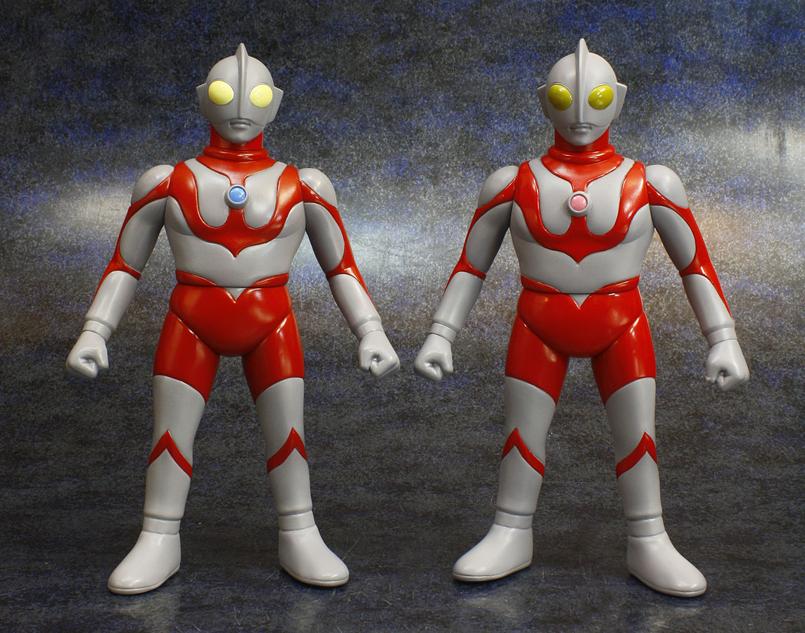 ART STOME 楳図かずお版 ウルトラマンソフビシリーズ レトロver. 青