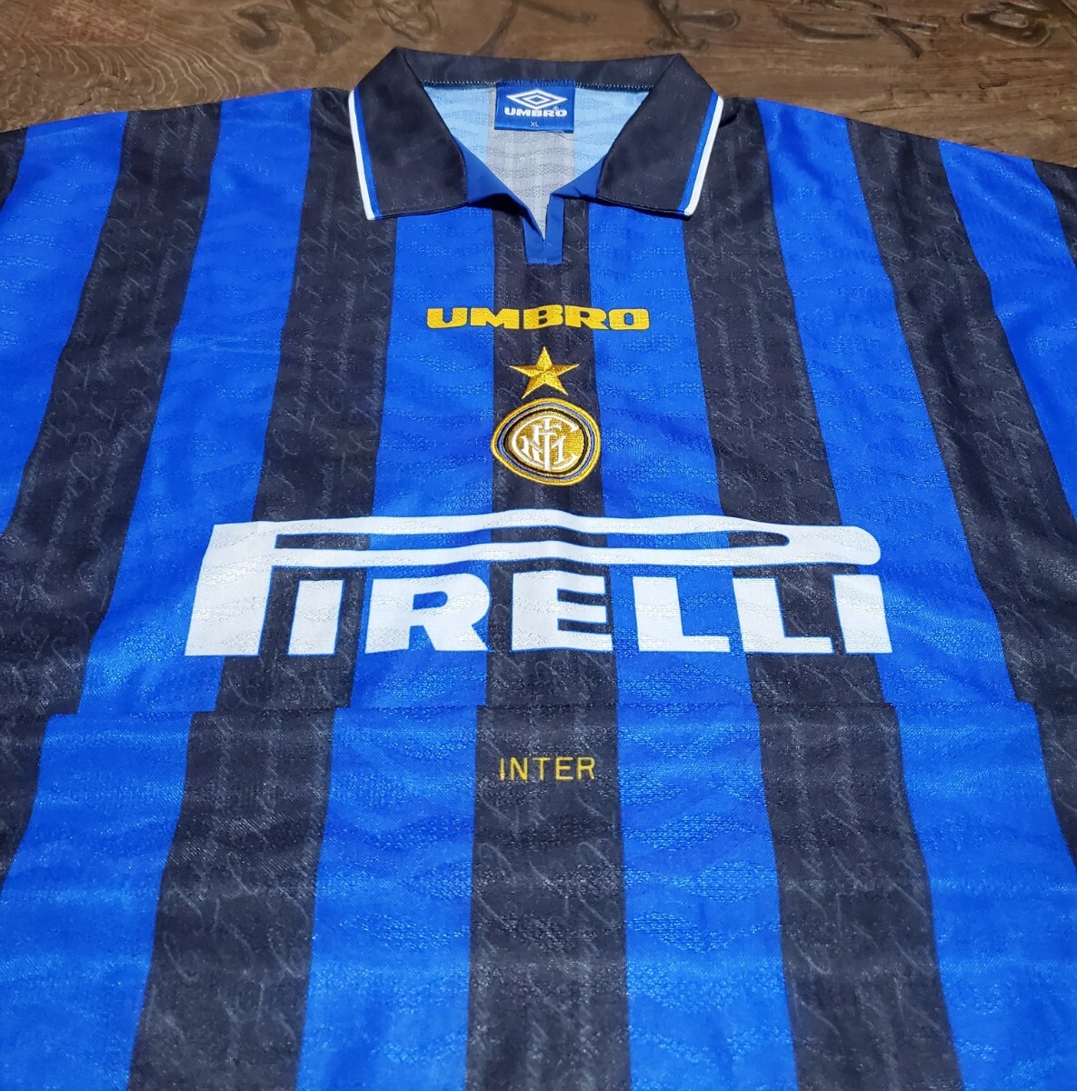 インテル アンブロの値段と価格推移は？｜1件の売買データからインテル