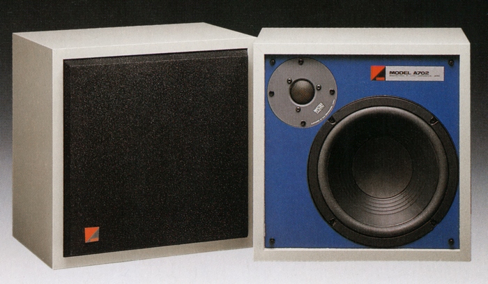 LUXKIT/LUXMAN A702の仕様 ラックスキット/ラックスマン